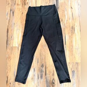 Aerie leggings with pockets